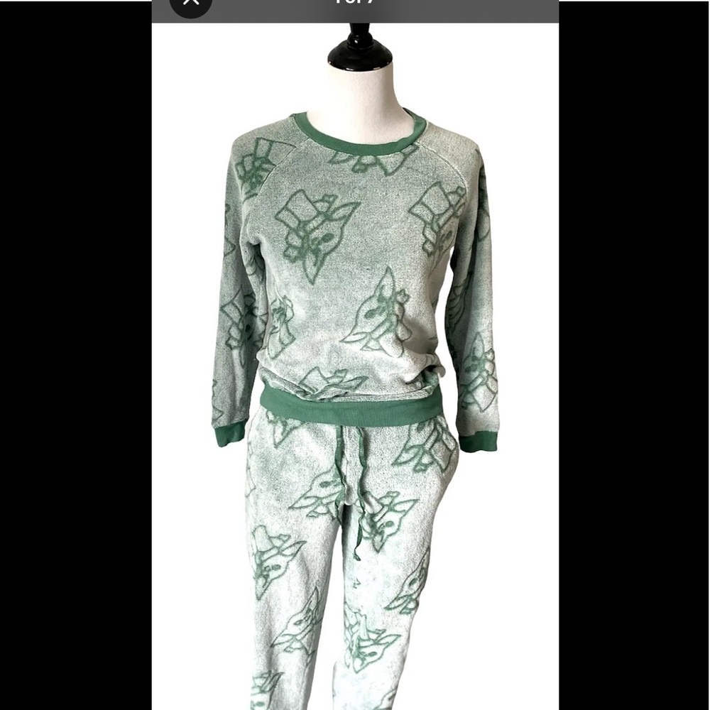 Womens Star Wars Sz Small Yoda 2 PC Jogger Lounge Set Sleepwear PJ's Green EUC